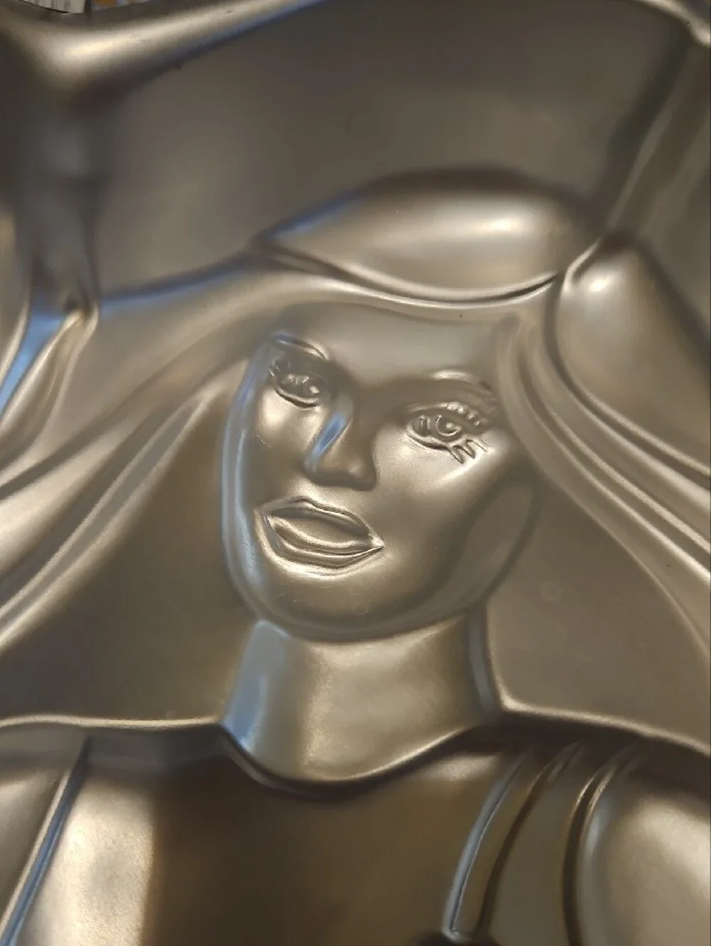 Vtg Wilton/Mattel Barbie Cake Pan 1986